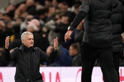 黑白直播免费体育直播nba,球队用短传渗透打出极致配合